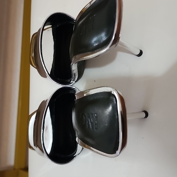 INC shoes - Picture 3 of 7